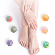 Load image into Gallery viewer, Organic Bath Bomb Set - Thee Gift

